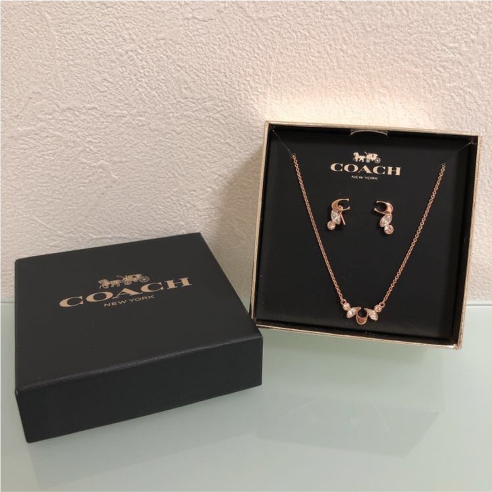 COACH cluster necklace - Picture 8 of 9